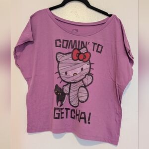 Hello Kitty Halloween Tee Size large Soooo Comfy And Cozy